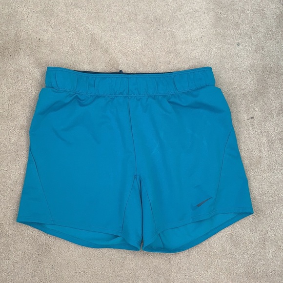 Nike shorts - Picture 2 of 3